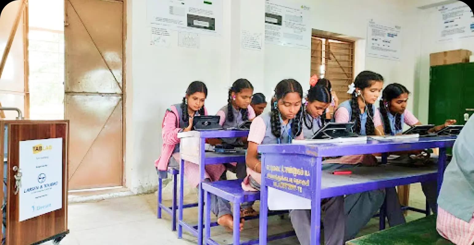 ICT Lab in an experiential learning centre