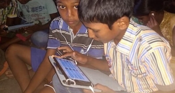 Tablets for government schools in Maharashtra
