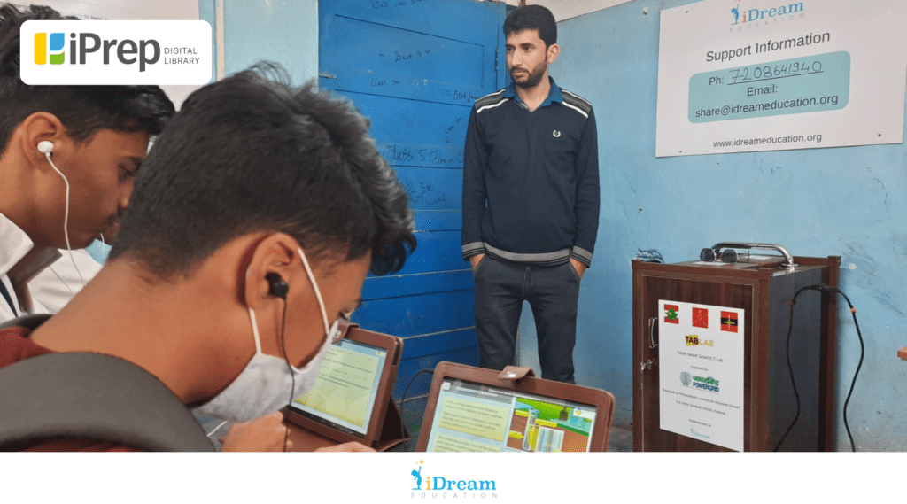 Digital Library with tablets for digital learning