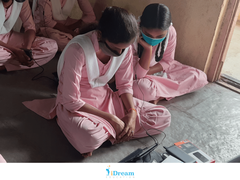 Personalised learning with iPrep Tablets in schools of Patalganga, Maharashtra