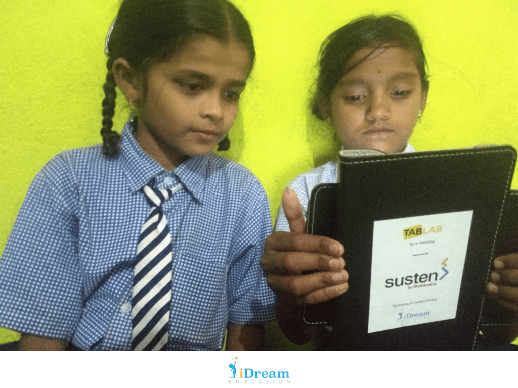 Students From Sangvi Using Tablets From iPrep Digital Library