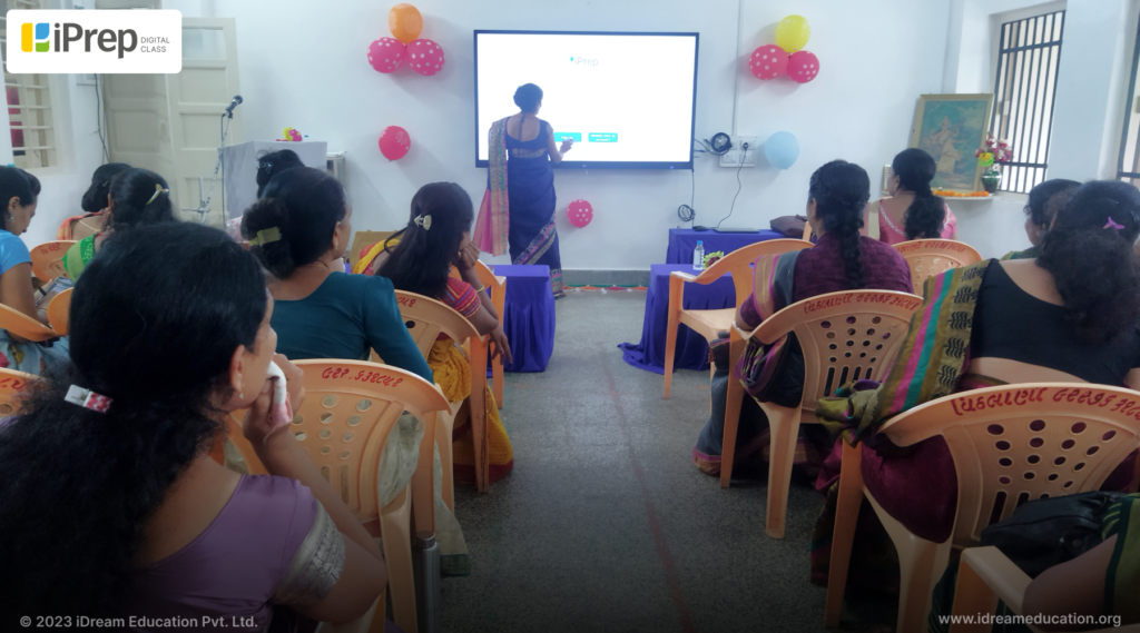 Smart Classroom Teacher Training in Mithapur, Gujarat by iDream Education