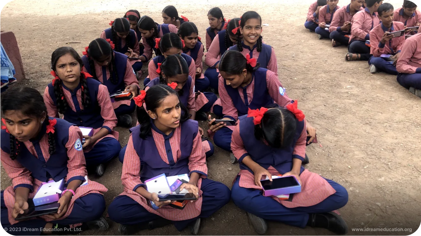 Story of a girl who topped Class 10th Pune after learning on personalised learning tablet she received from iDream Education