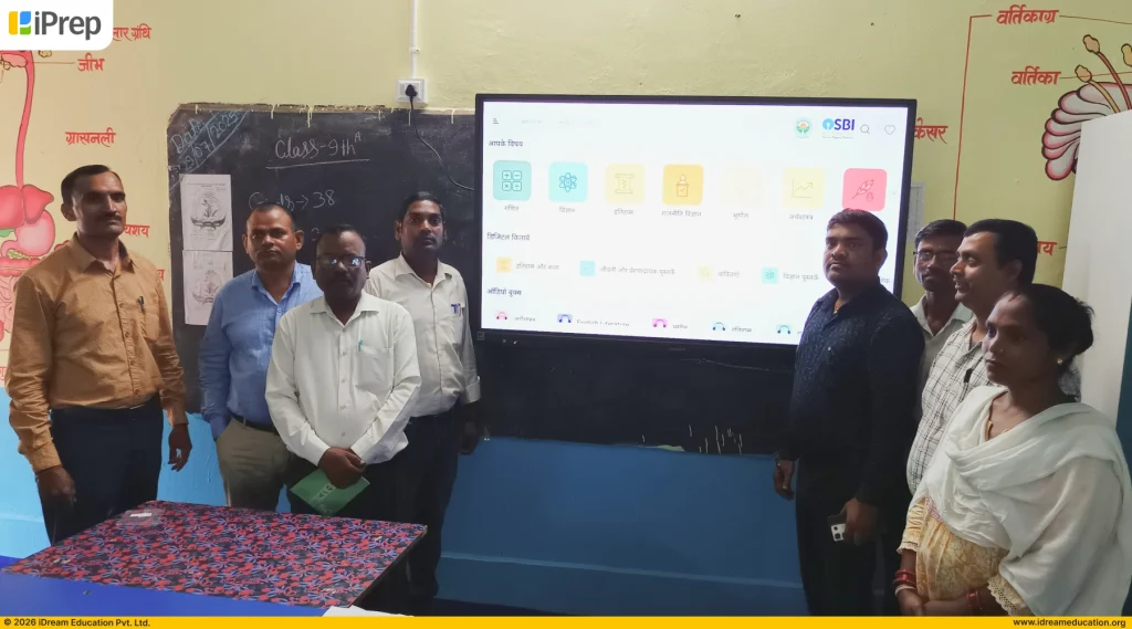 Experiential teacher training on using an interactive smart class and smart classroom LMS in a Matlong school of Jharkhand